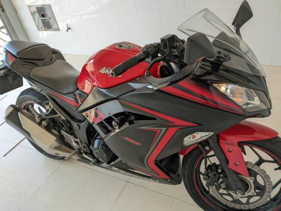 KAWASAKI NINJA 300 ABS 